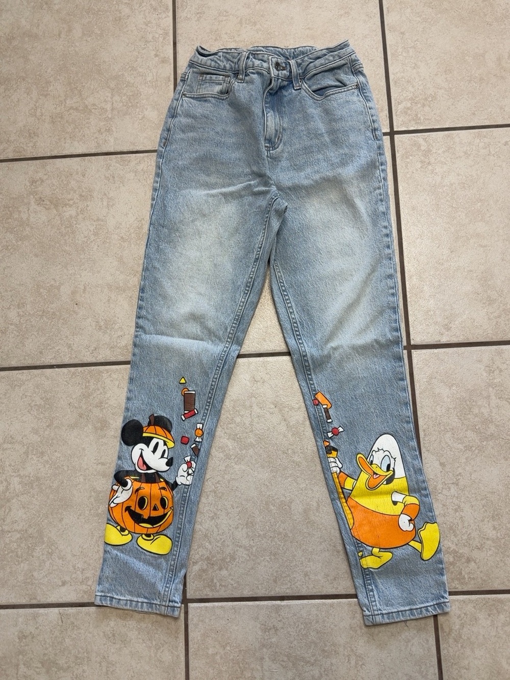 Disney Her Universe Halloween Mickey Donald Mom Jeans Size 1